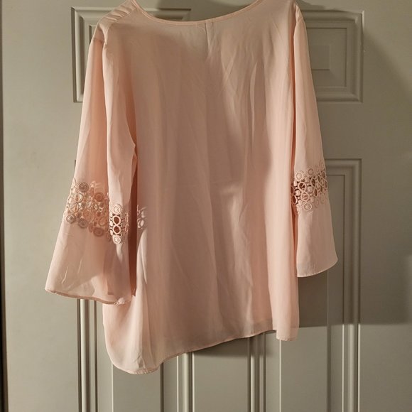 Top - Picture 3 of 4